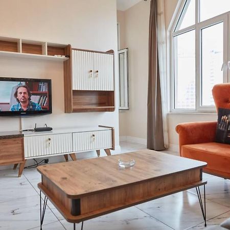 Taksim Square Apartment, Great View, Luxury Istanboel Buitenkant foto
