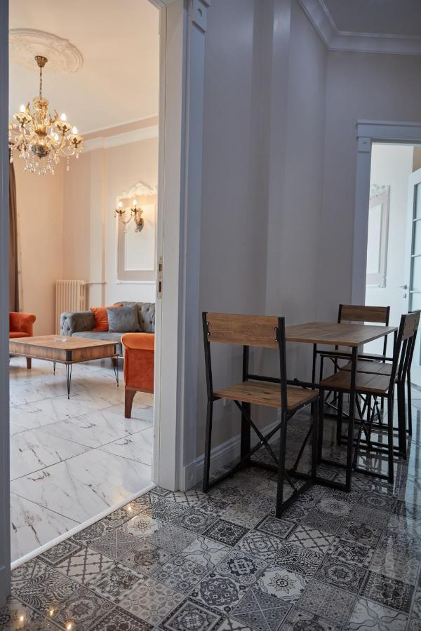 Taksim Square Apartment, Great View, Luxury Istanboel Buitenkant foto