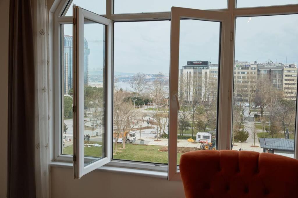 Taksim Square Apartment, Great View, Luxury Istanboel Buitenkant foto