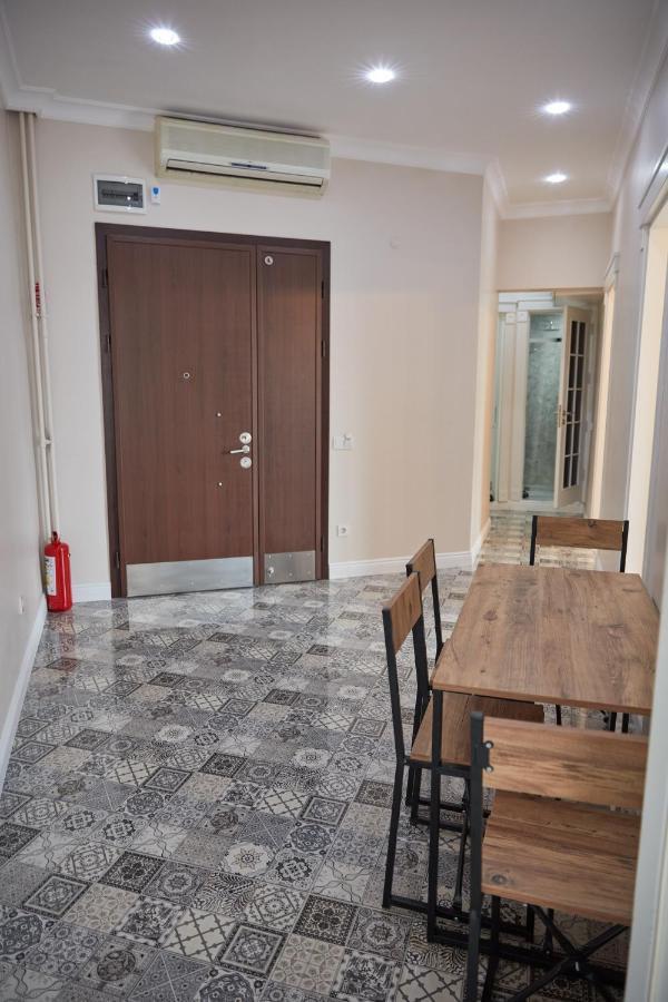 Taksim Square Apartment, Great View, Luxury Istanboel Buitenkant foto
