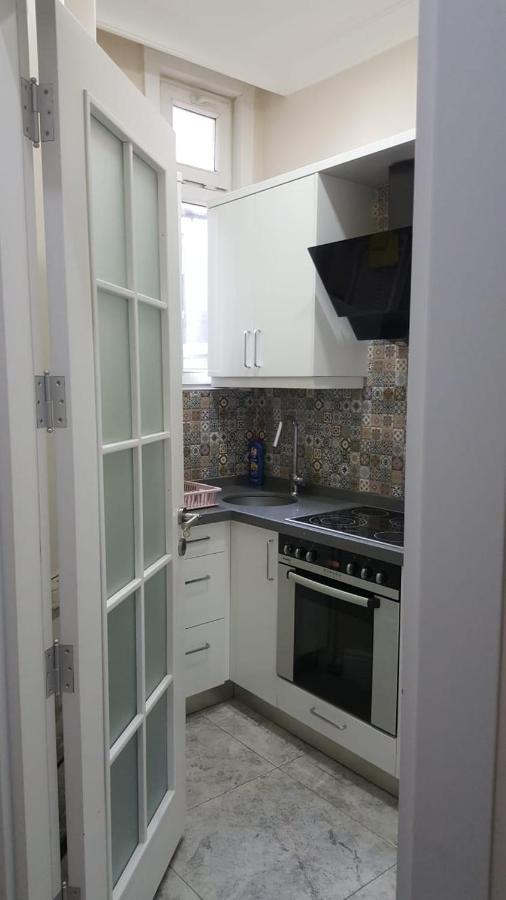 Taksim Square Apartment, Great View, Luxury Istanboel Buitenkant foto